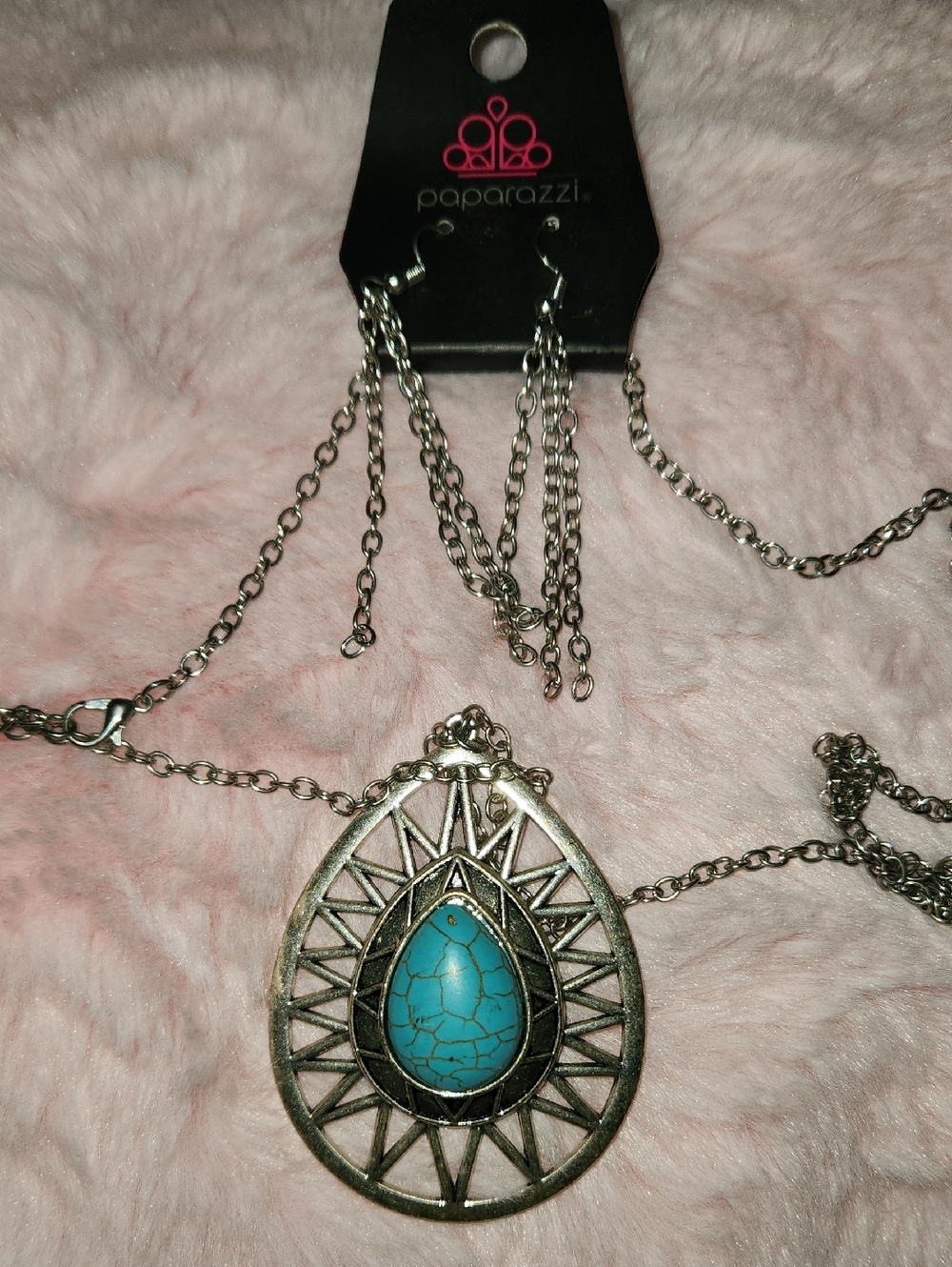 paparazzi Silver-Tone Turquoise Teardrop Sunburst Necklace